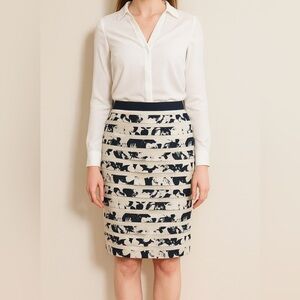 Ann Taylor Black and White‎ Abstract Pencil Skirt